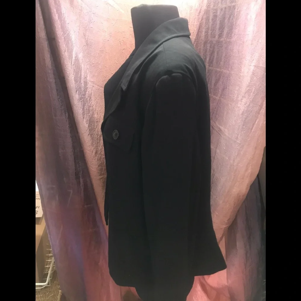 Montee Collection Black Blazer‎